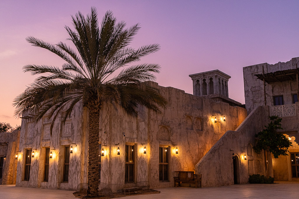 Abends in der Altstadt Dubais