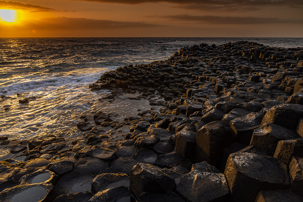 Sunset am Giants Causeway