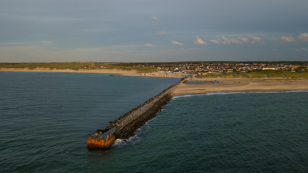 Hafen Vorupör im Sunsetlicht aus der Luft