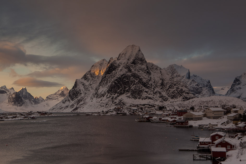 Sonnenuntergang und Blaue Stunde in Reine