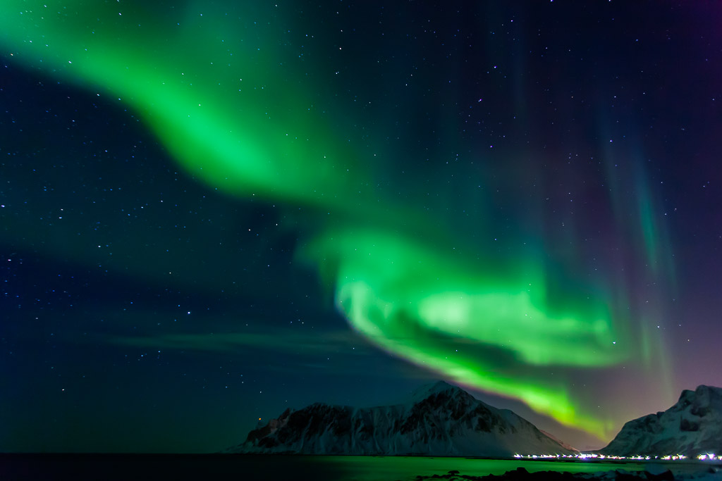 Nordlichter über Flakstad, Lofoten