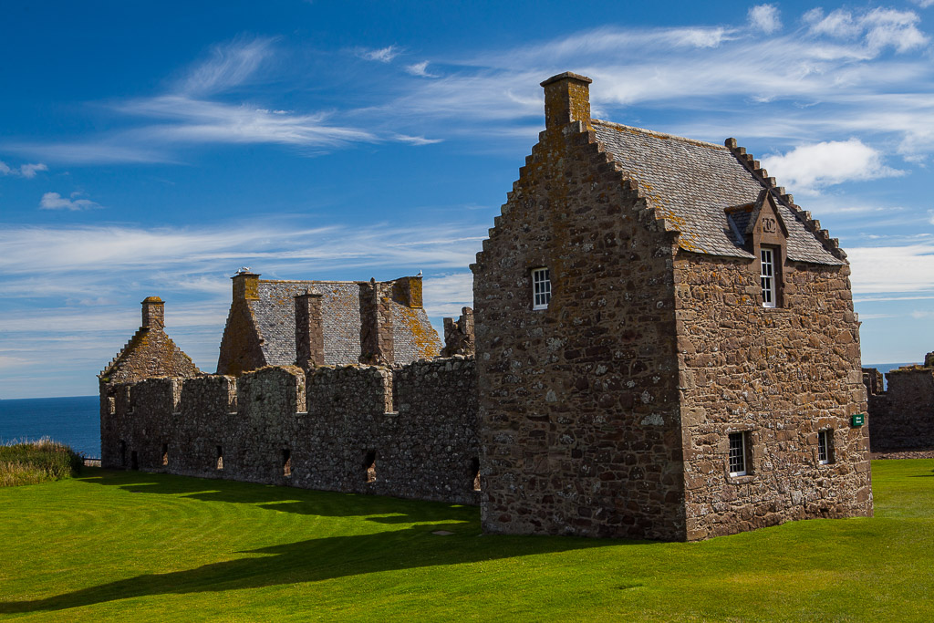 Rundgang durch das Dunnottar Castle, Aberdeenshire, Schottland