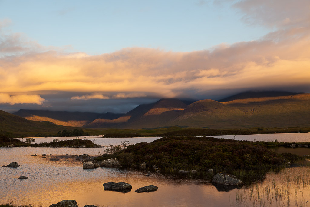 Sunise im Rannoch Moor im Glencoe NP, Schottland