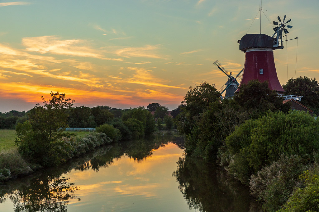 Windmühle Greetsile im Abendlicht