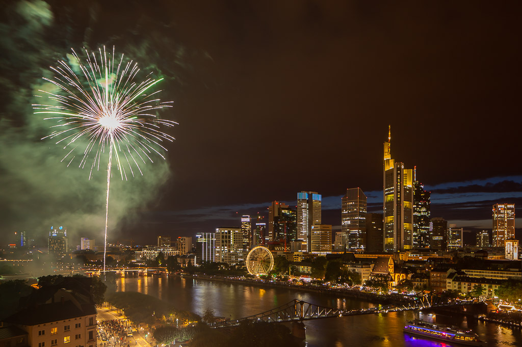 Mainfest Feuerwerk in Frankfurt