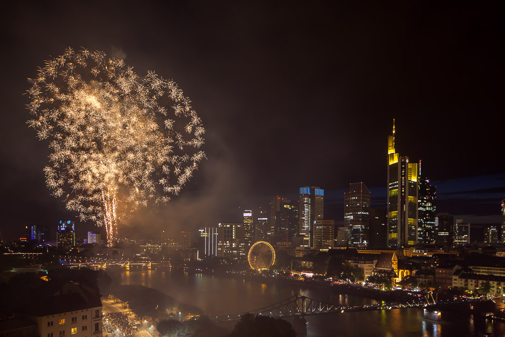 Mainfest Feuerwerk in Frankfurt