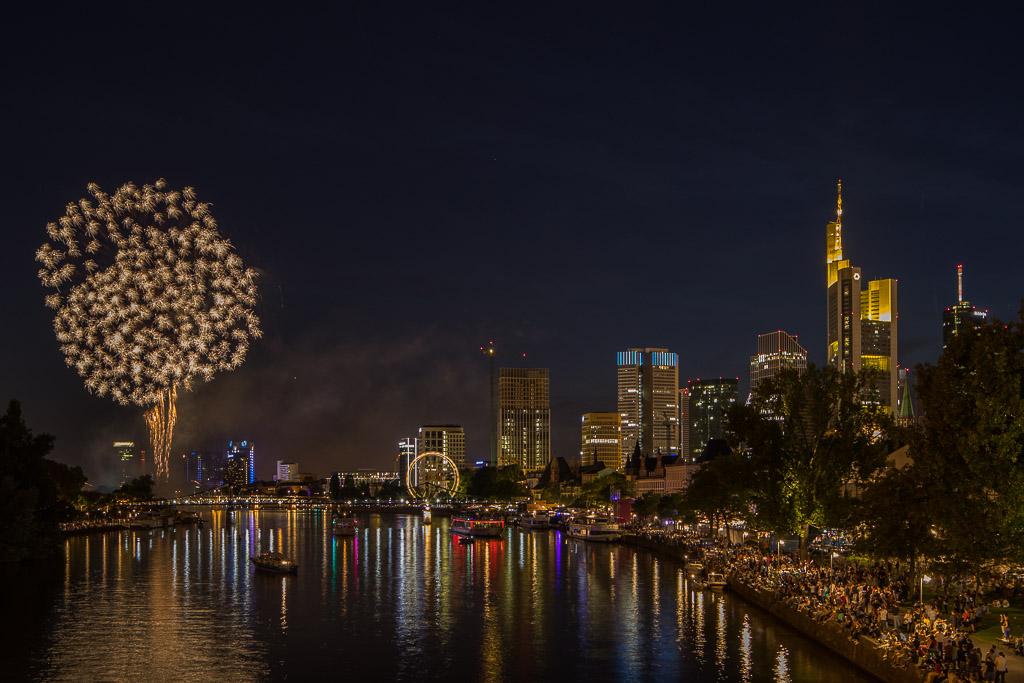 Feuerwerk zum Mainfest