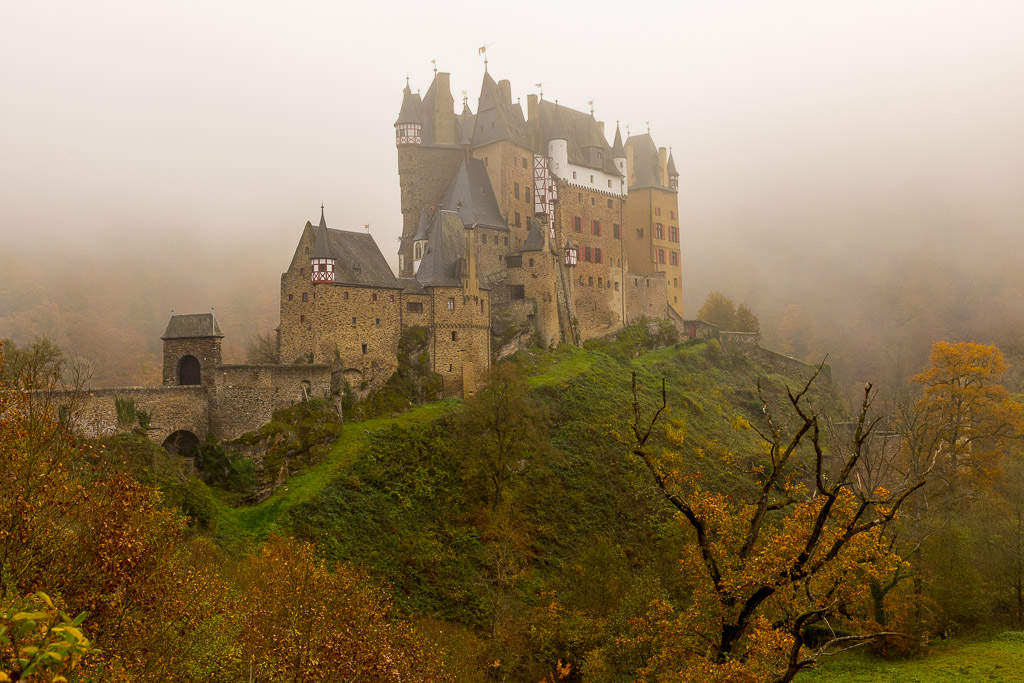 Herbst an der Burg Eltz